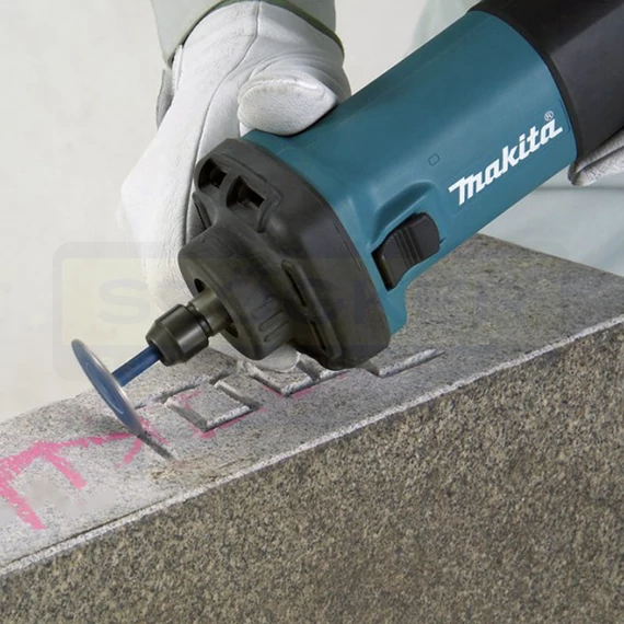 MAKITA GD0602 EGYENES CSISZOLÓ 400W BEFOGÓPATRON 6mm FORD.25000/p