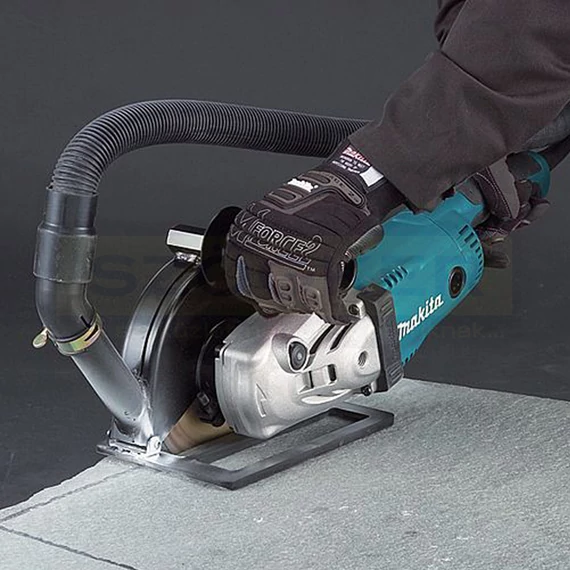MAKITA GA9020RFK SAROKCSISZOLÓ 2200W D230 LÁGYINDÍTÁS+KOFFER