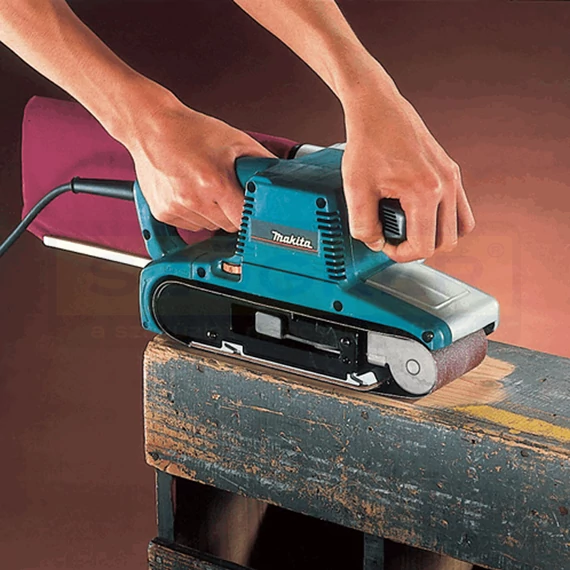MAKITA 9910 SZALAGCSISZOLÓ 650W 76*457mm SZALAGMÉRET