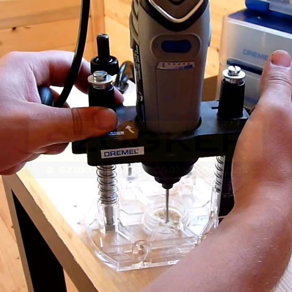 DREMEL 26150335JA DREMEL FELSŐMARÓ ÁTALAKÍTÓ 335